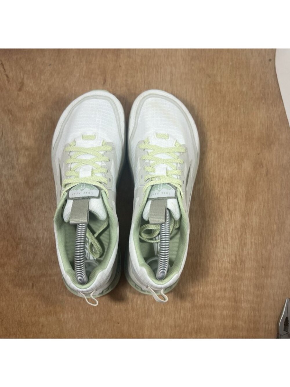 Altra Lone Peak 6 Women Size 7 Green Trail Road Running Shoes AL0A548E130 - Picture 6 of 10